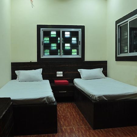 Hotel Golden Inn Balangir Buitenkant foto