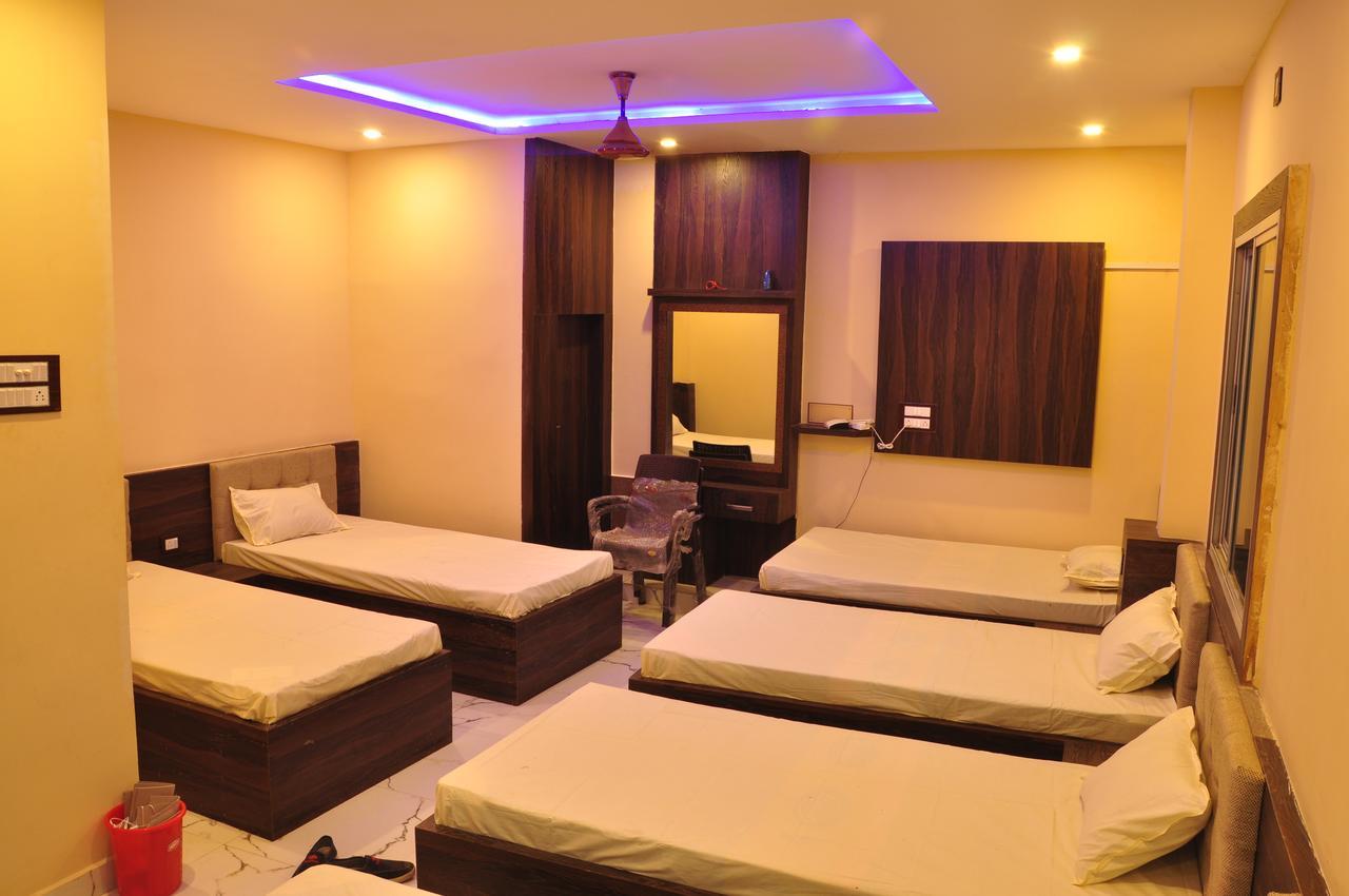 Hotel Golden Inn Balangir Buitenkant foto