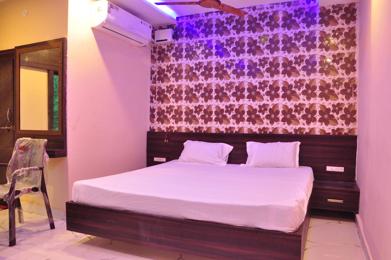 Hotel Golden Inn Balangir Buitenkant foto